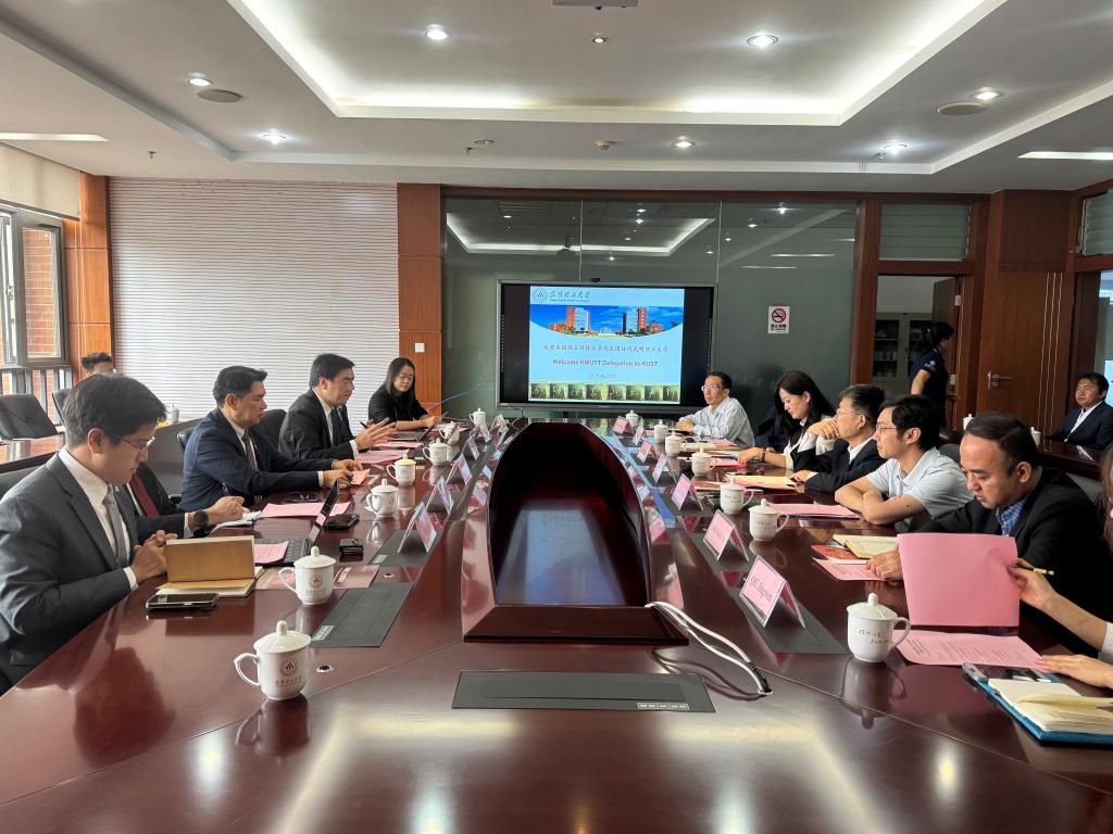 泰国国王科技大学代表团来访 共绘教育科技发展新蓝图